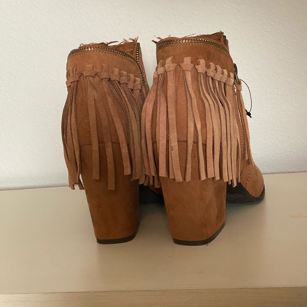Fringe booties - Picture 2 of 3